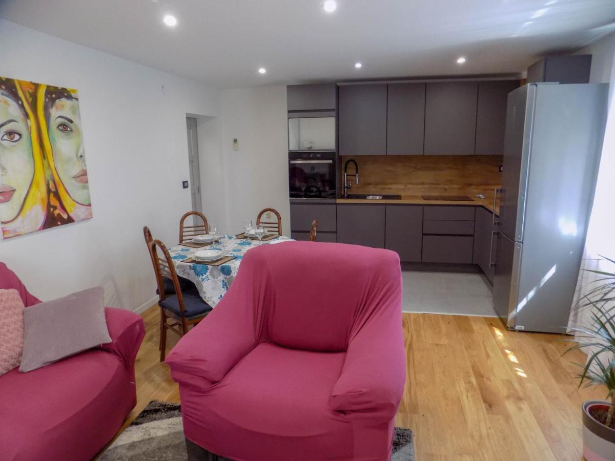 Oriella Apartmans And Room Novigrad (Istria) Exterior foto