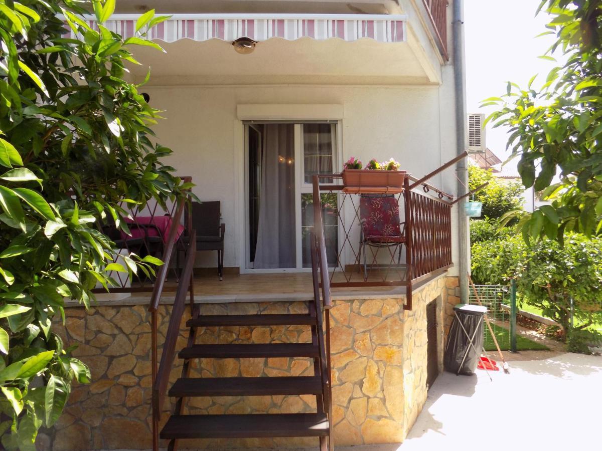 Oriella Apartmans And Room Novigrad (Istria) Exterior foto